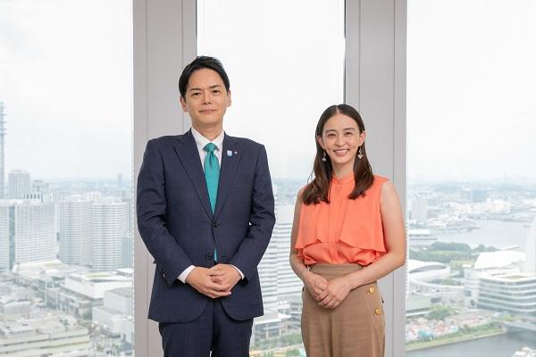 Two-shot of Rie Tanaka and Mayor